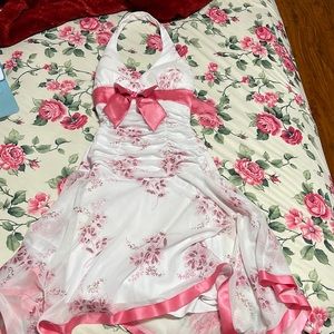 Cute glittery homecoming dress